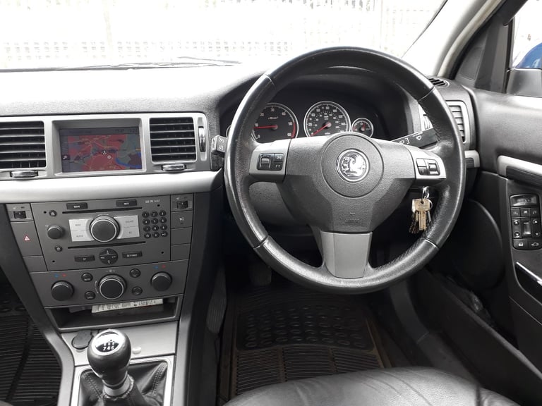 Vauxhall, VECTRA, ELITE, Estate, Isuzu V6 Engine, Nav, Heated seats. 