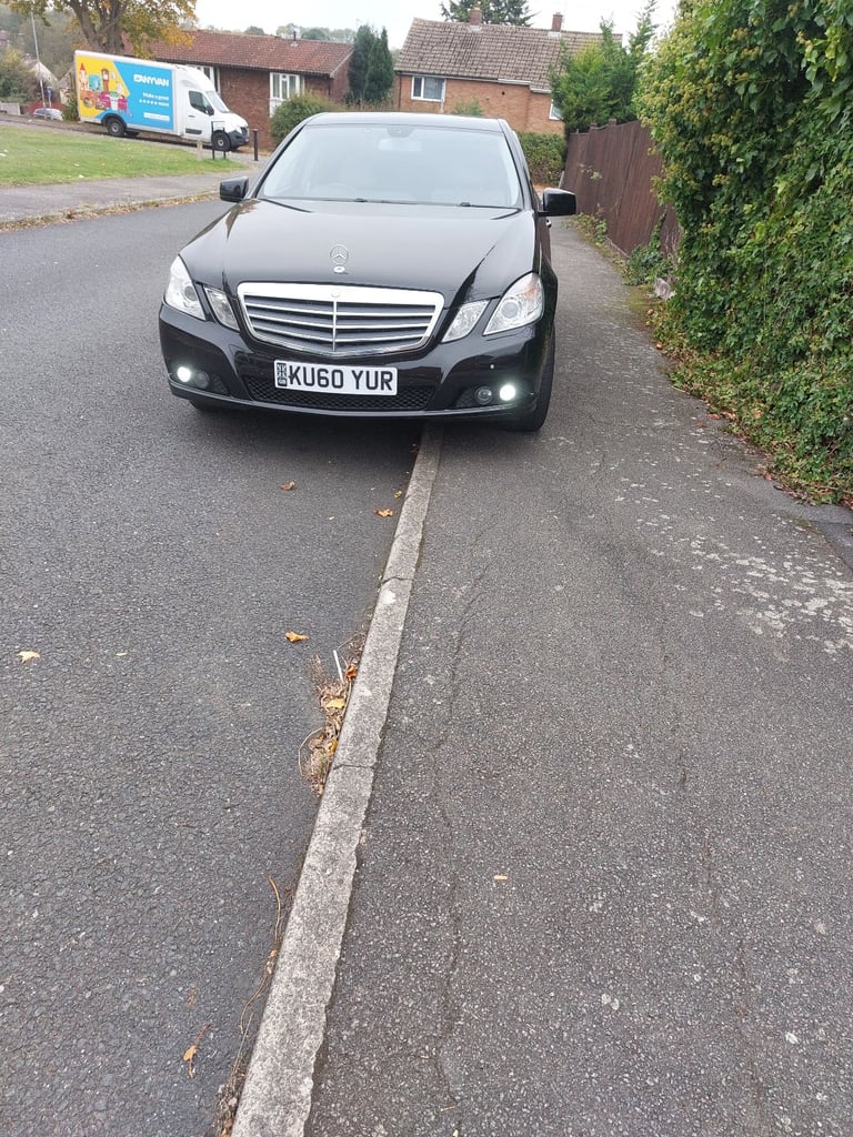 Mercedes-Benz, E CLASS, Saloon, 2011, Semi-Auto, 2143 (cc), 4 doors