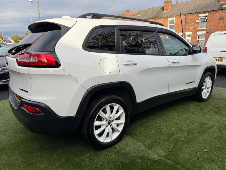 2014 Jeep Cherokee 2.0 CRD [170] Limited 5dr Auto ESTATE DIESEL Automatic