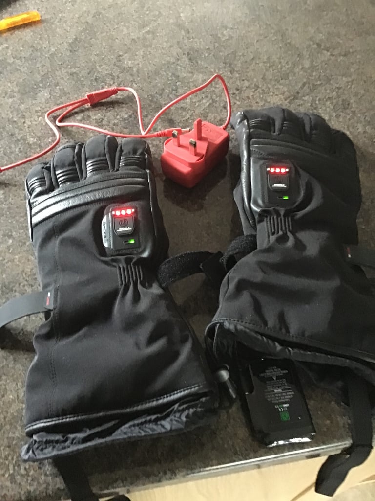 Heated men’s XL Motorcycle gloves 
