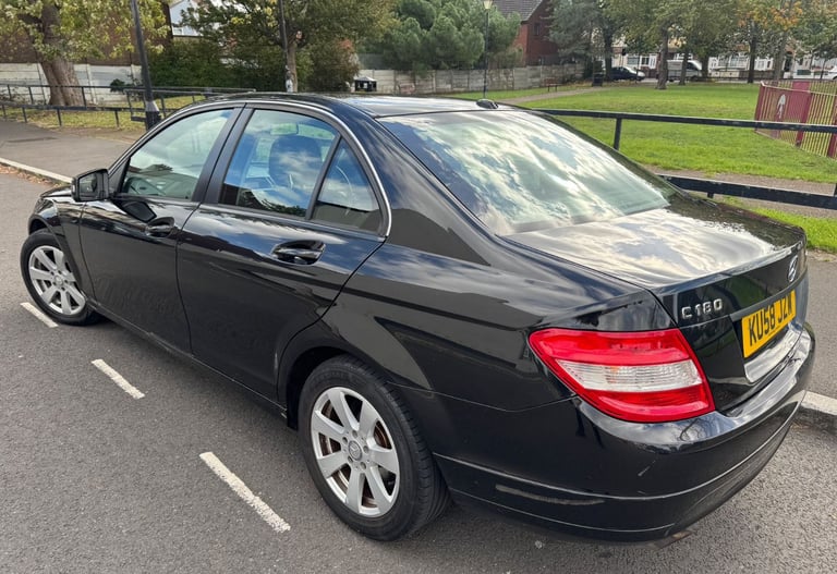 image for Mercedes-Benz, C CLASS, Saloon, 2008, 1796 (cc), 4 doors