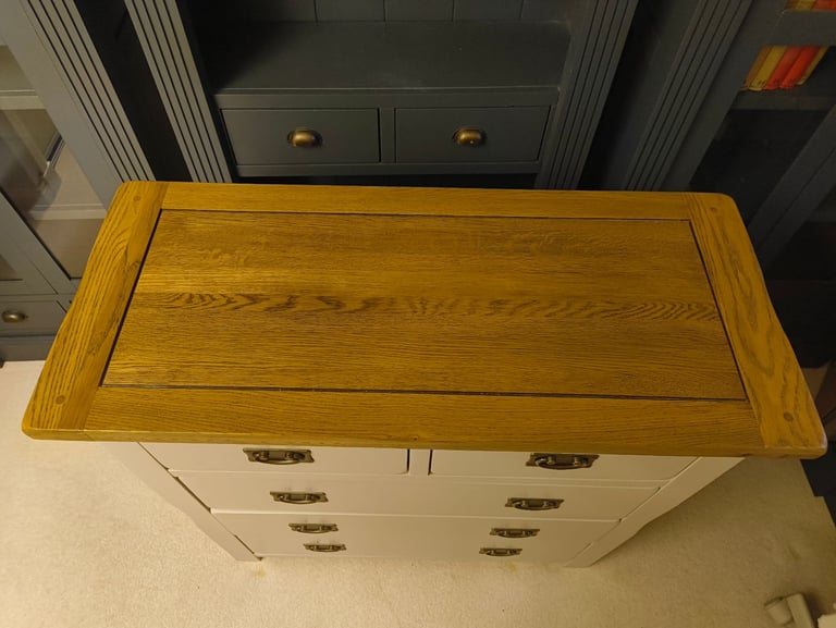 Oak Furnitureland Rustic Chest of Drawers