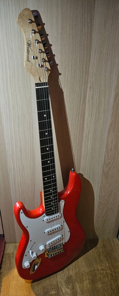 Left handed electric guitar