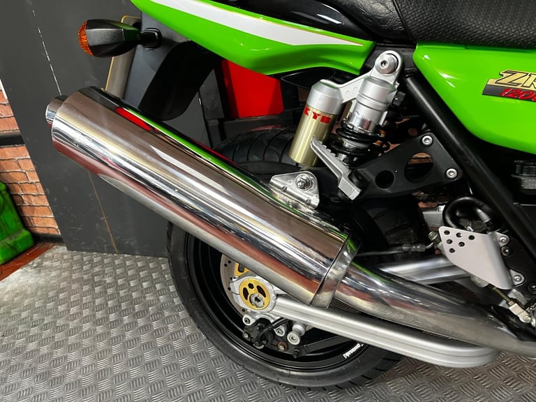 2007 Kawasaki ZRX1200 R, only 6117 miles from new, 