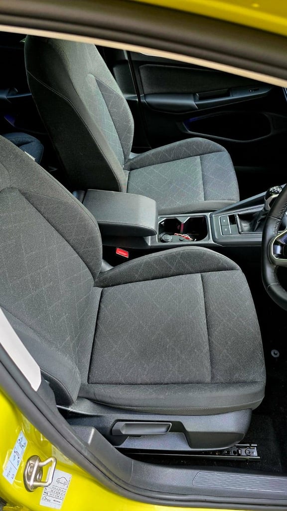 2023 Volkswagen Golf 3300 miles! 