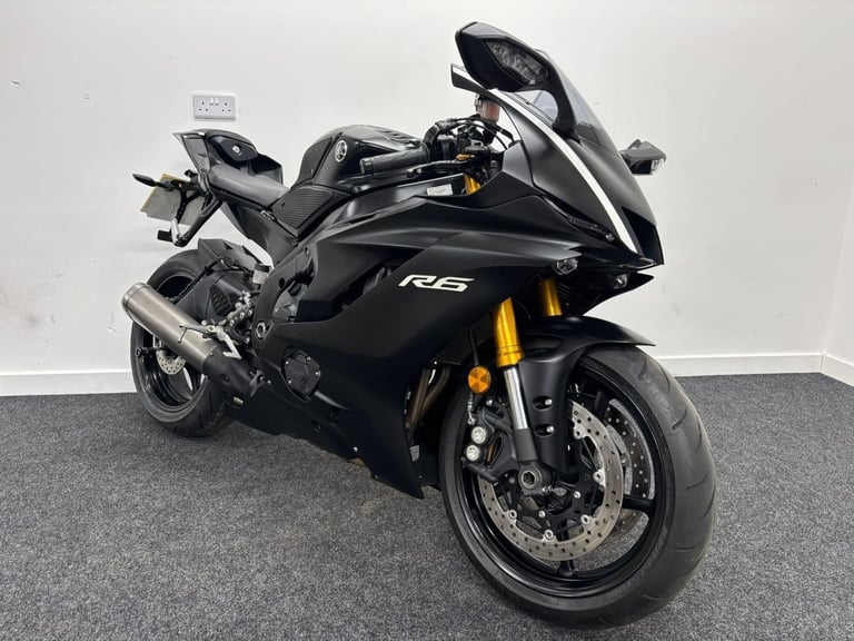 image for YAMAHA R6 ** READY TO GO - LOW MILEAGE - FULL YAMAHA HISTORY **