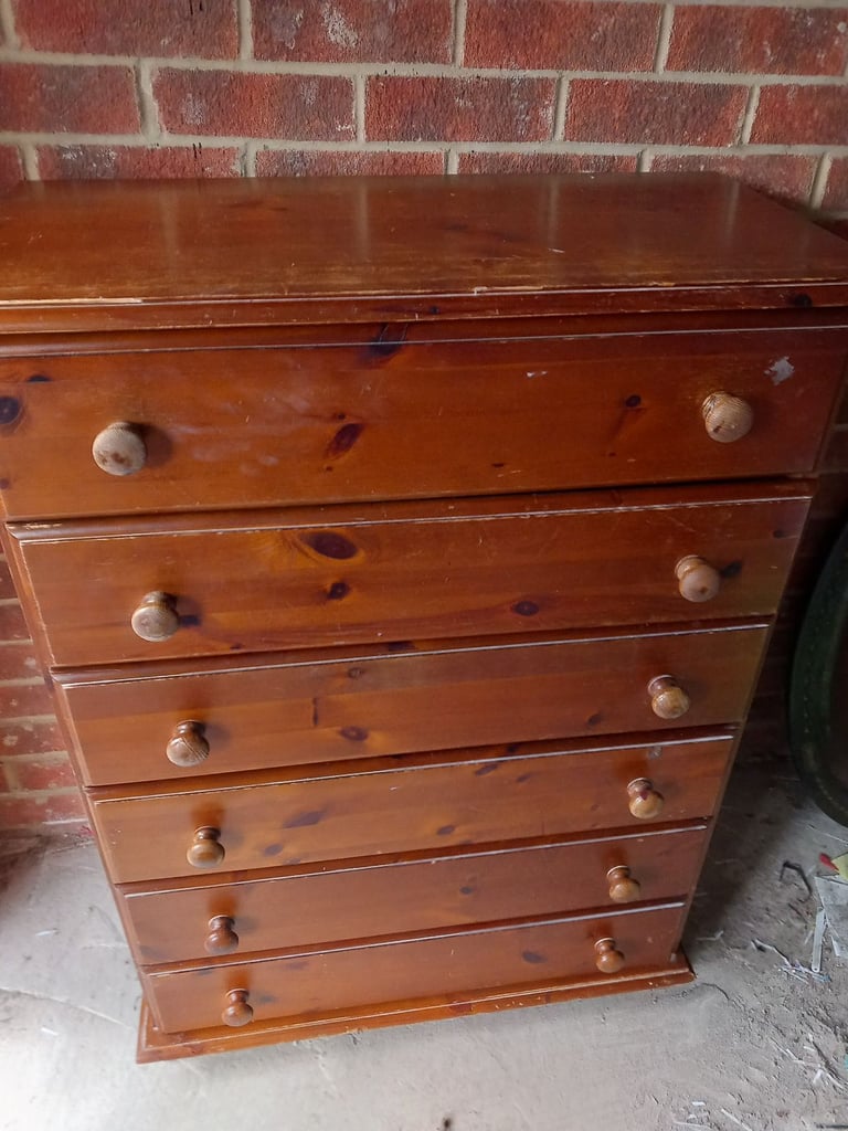 Pine Chest of drawers for upcycle CAN DELIVER