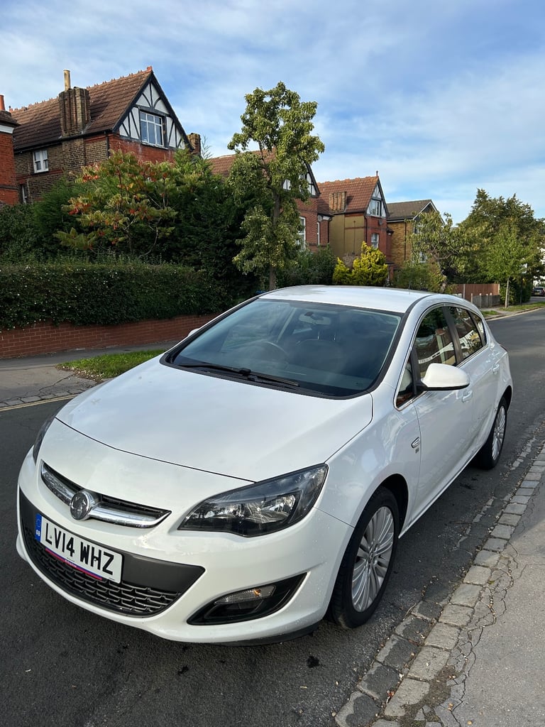 Vauxhall, ASTRA, Hatchback, 2014, Manual, 1398 (cc), 5 doors