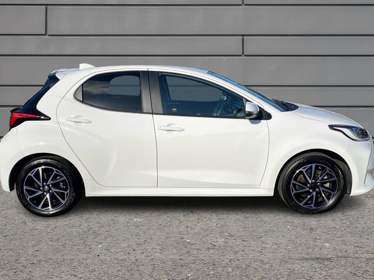 2023 Toyota Yaris 1.5 Hybrid Design 5dr CVT Hatchback Hybrid Automatic