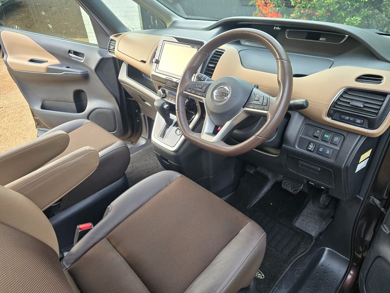 NISSAN SERENA 2.0 S-HYBRID Highway Star V - AUTOMATIC - 8 SEATER - 5DR - 2018