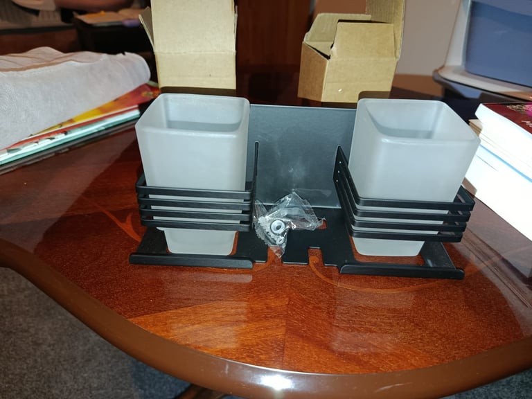 image for 🪥 Toothbrush Holder – Brand New, Never Used