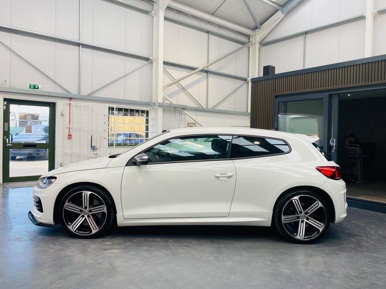 2017 Volkswagen Scirocco 2.0 TSI BlueMotion Tech R DSG Euro 6 (s/s) 3dr COUPE Petrol Automatic