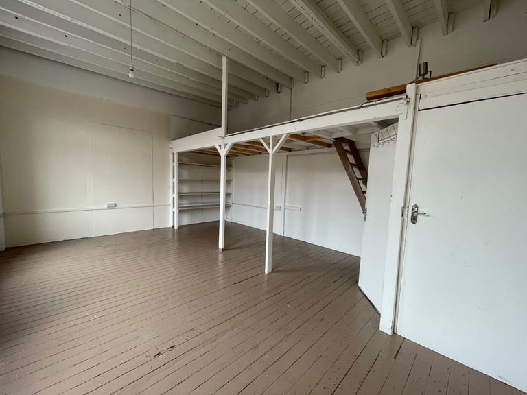Commercial Studios to Rent in Hackney