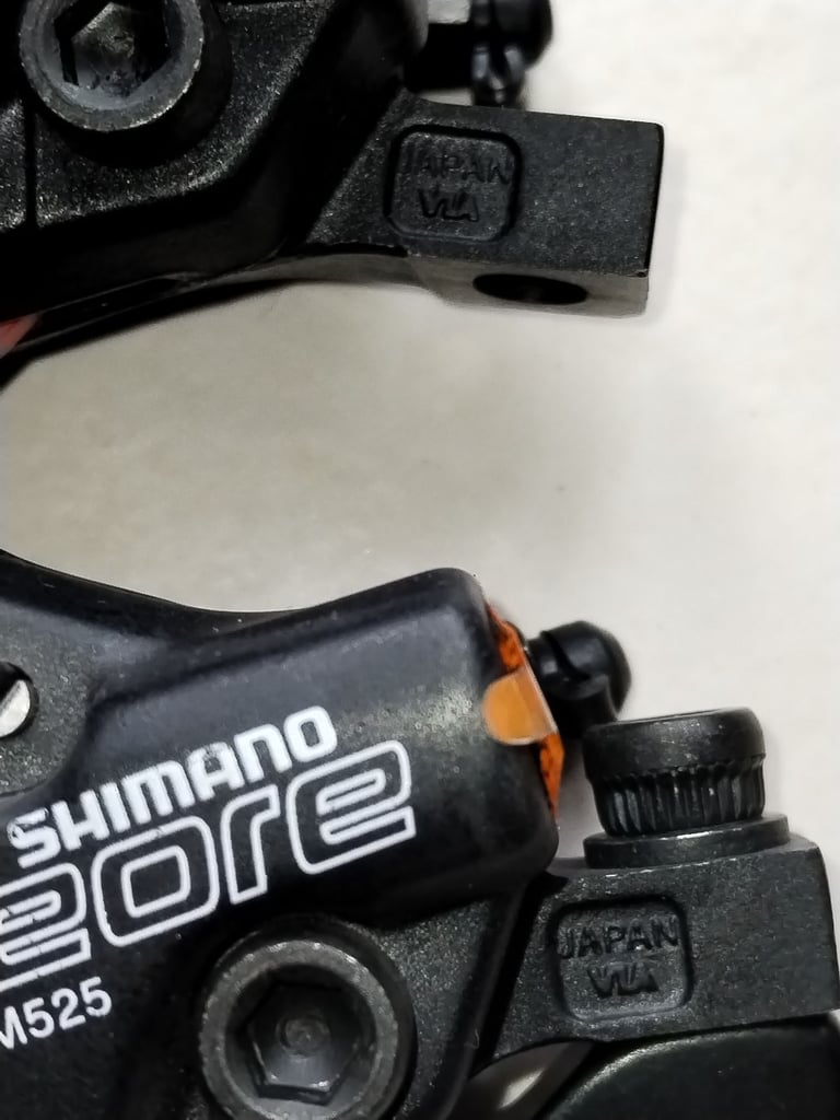 Shimano Deore BR M 525 disc brake calipers. 