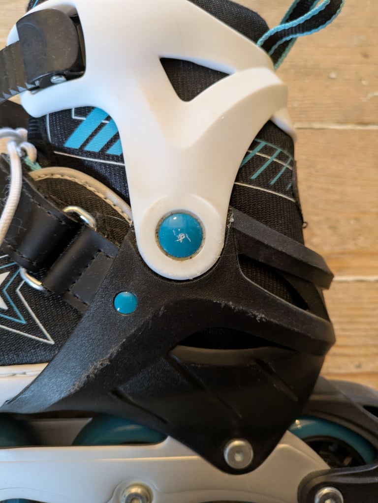 Adjustable SFR Pulsar inline skate adjustable size 3-6