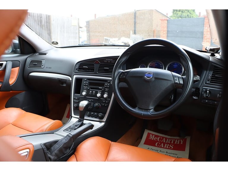 2025 Volvo V70 2.5T SE 5dr Geartronic [RTI NAV] Estate PETROL Automatic