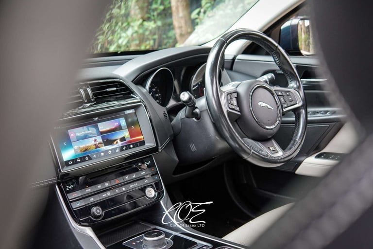 2016 Jaguar XE 2.0 XE R-Sport i Auto 4dr Saloon Petrol Automatic