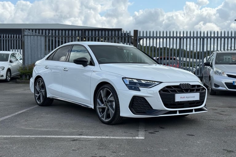 2025 Audi A3 Black Edition 35 TFSI  150 PS 6-speed Saloon PETROL Manual