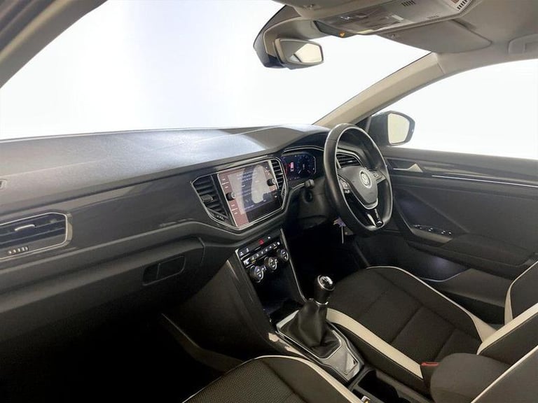 2018 Volkswagen T-Roc 1.5 TSI EVO SEL Euro 6 (s/s) 5dr Manual SUV Petrol Manual