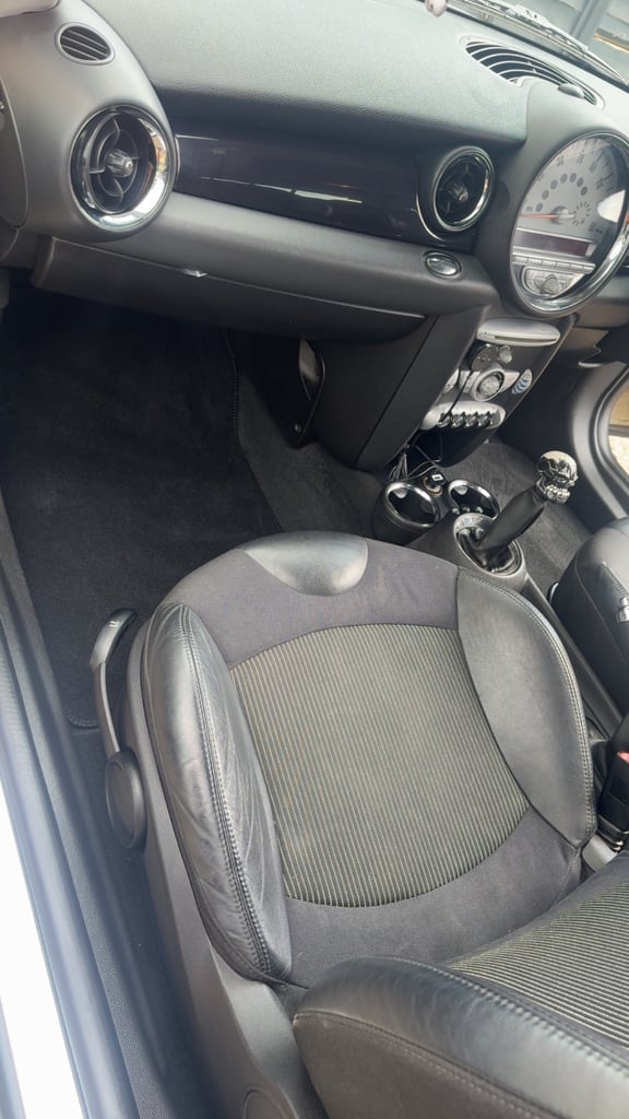 Mini, HATCHBACK, Hatchback, 2006, Manual, 1598 (cc), 3 doors