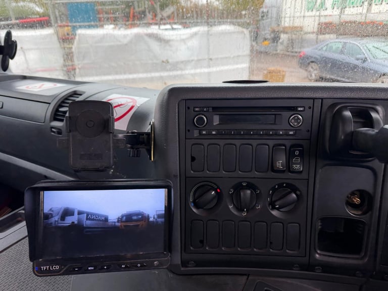 Scania P-SRS C-CLASS P320 2015 6x4 flat bed double drive 10 tyre 30ft flat bed