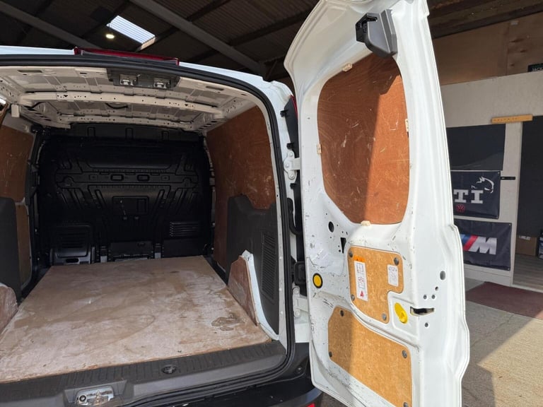 FORD TRANSIT CONNECT 1.5 240 EcoBlue Limited L2 Euro 6 (s/s) 5dr 2019