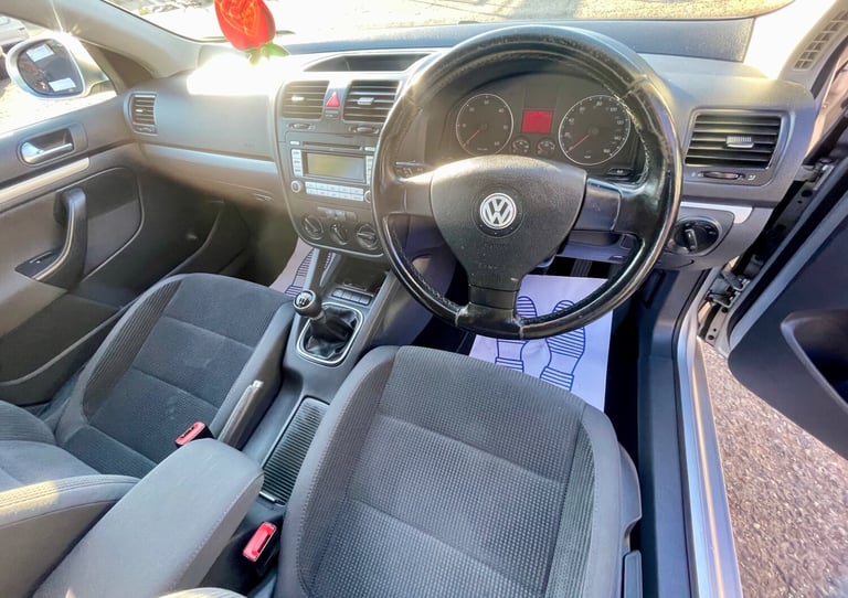 2008 Volkswagen Jetta 2.0 SE TDI PD 4dr SALOON Diesel Manual