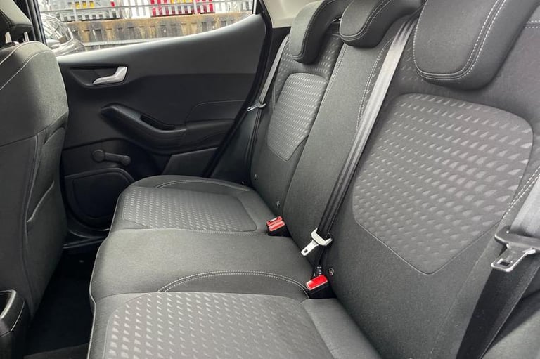 2018 Ford Fiesta 1.1 Zetec 5dr HATCHBACK PETROL Manual