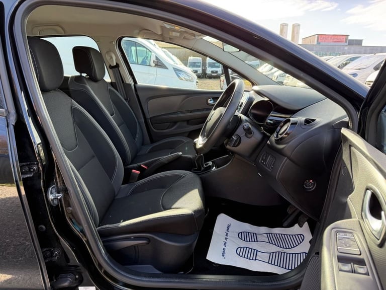 2019 Renault Clio 1.5 dCi Play Hatchback 5dr Diesel Manual Euro 6 (s/s) (90 ps) Hatchback Diesel ...