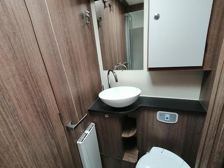 2018 Bailey Unicorn Cabrera