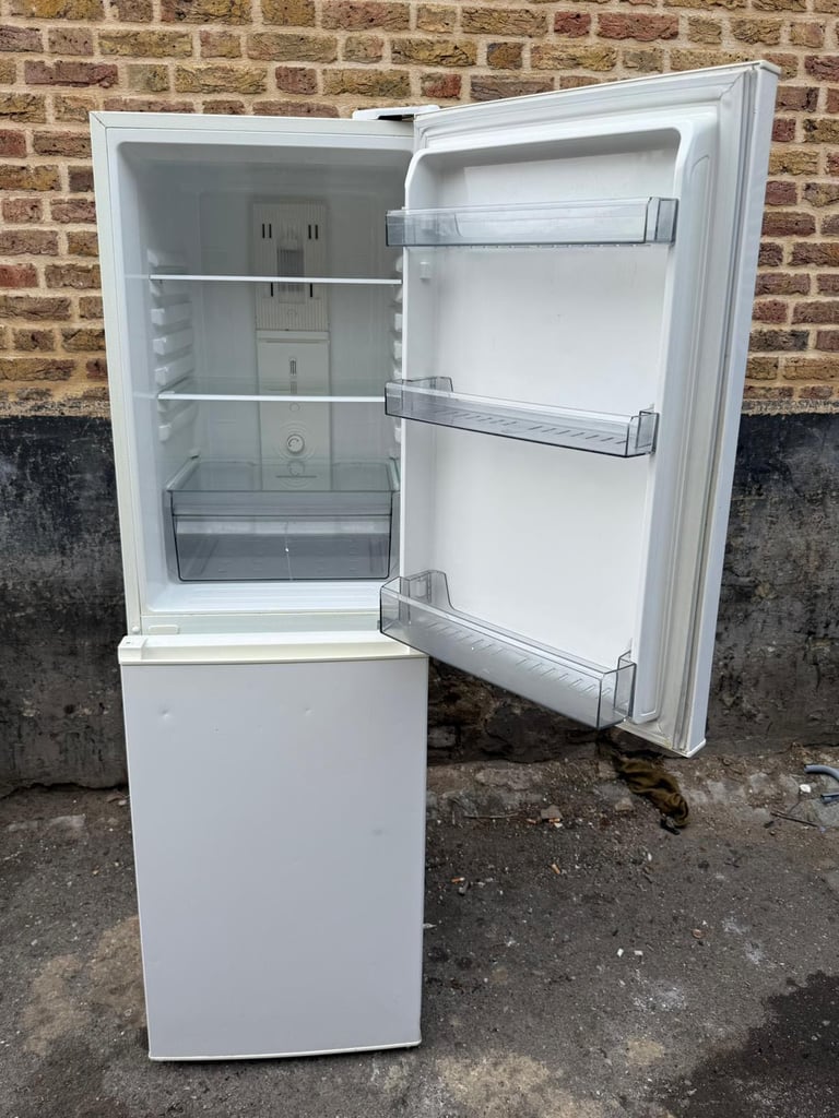 Daewoo Fridge Freezer With Free Delivery N Warranty 