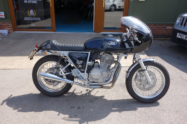 Mash Cafe Racer 400 2022