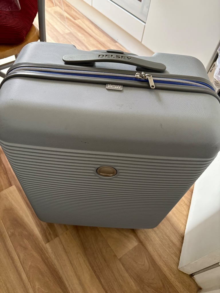 image for Delsey super light luggage size up to 25kg  In excellent condition, barely used retail price £150 