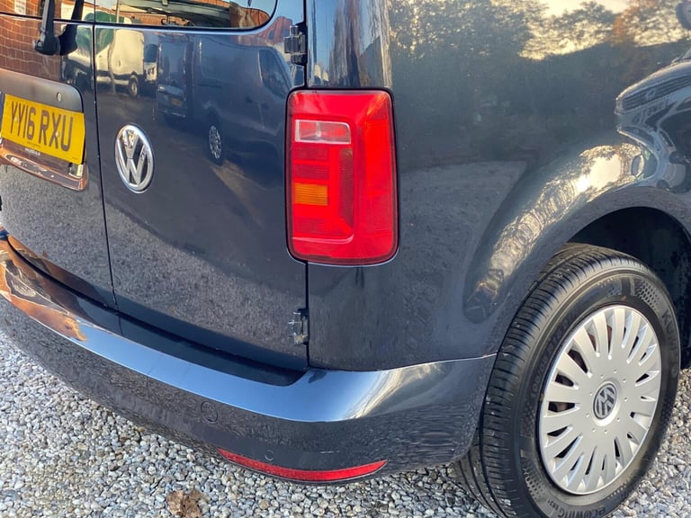 2016 Volkswagen Caddy DOUBLE BED—STOVE—AWNING—CRUISE PANEL VAN Diesel Manual