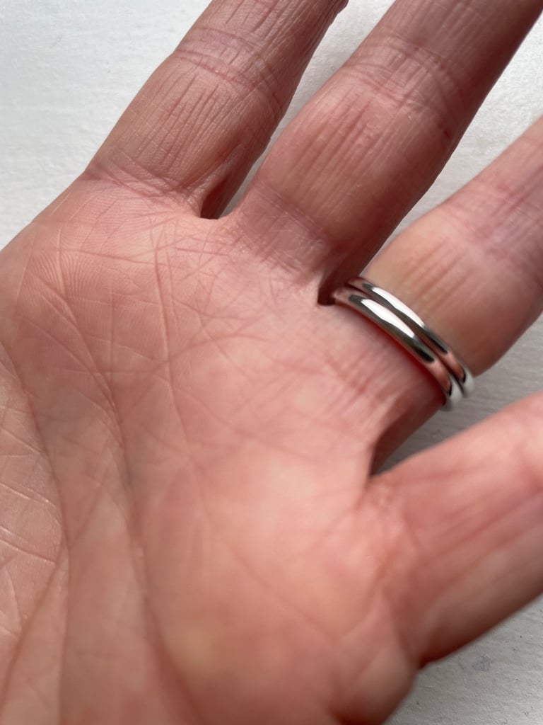 Diamond rings. Wedding band set 