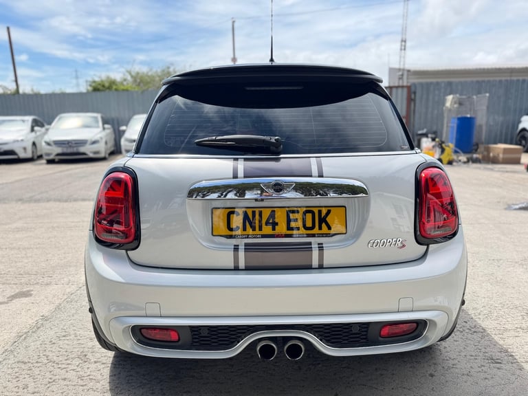 2014 MINI Cooper 2.0 PETROL AUTO Hatchback Petrol Semi Automatic