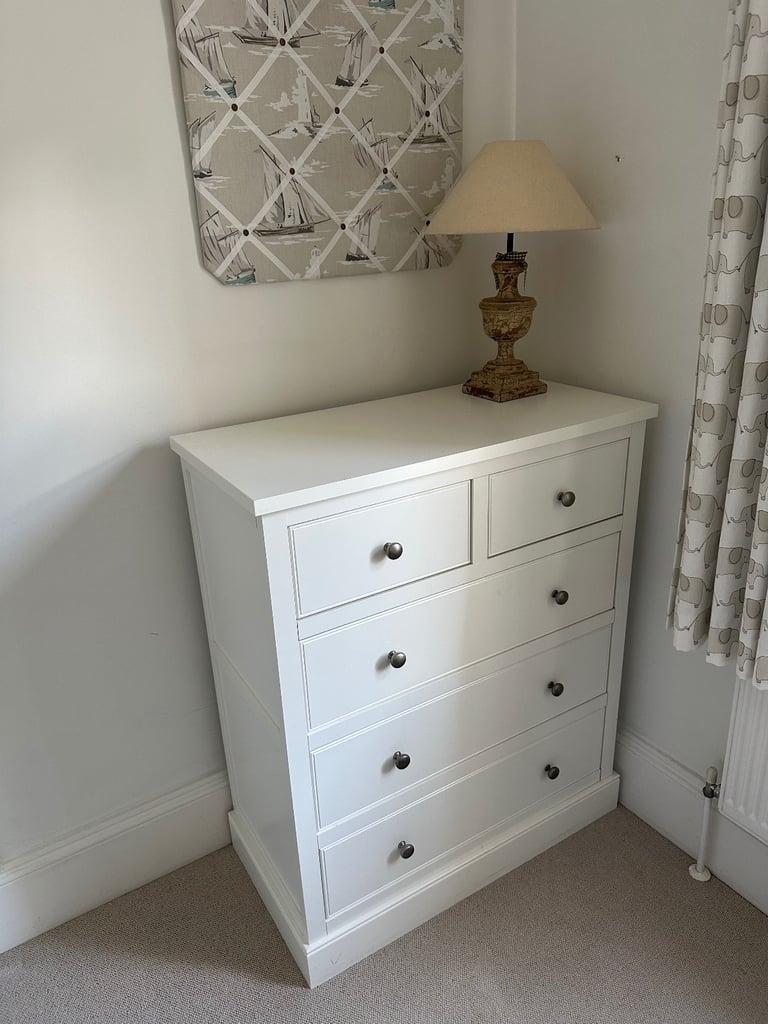 White Chest of Drawers