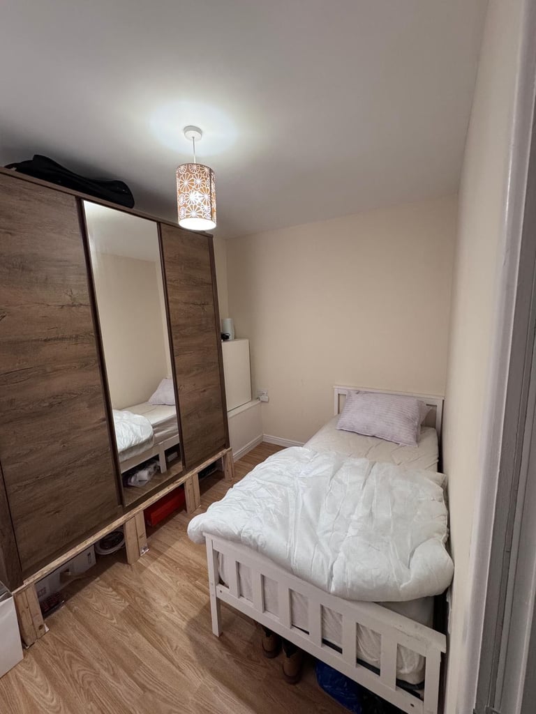 1 Single Bedroom for rent