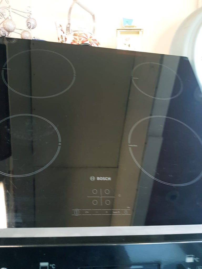 Bosch newish model ceramic hob free delivery 