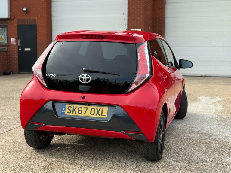 2017 Toyota AYGO 1.0 VVT-i x-style Euro 6 5dr HATCHBACK Petrol Manual