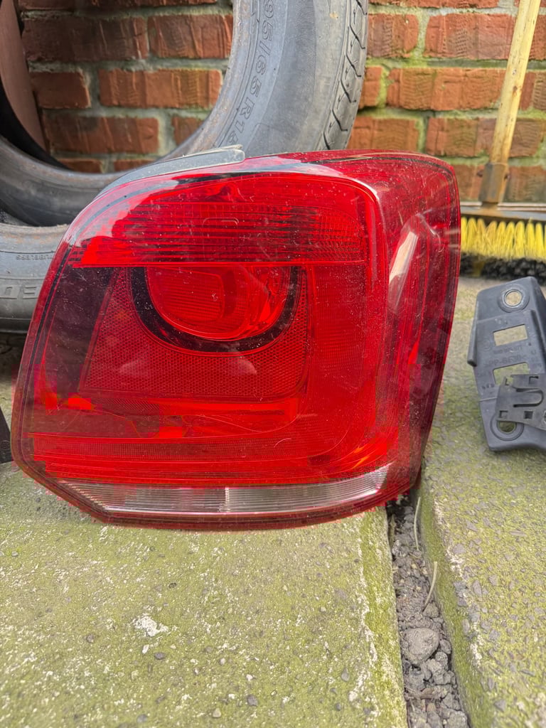 VW Polo mk5 6r rear brake lights