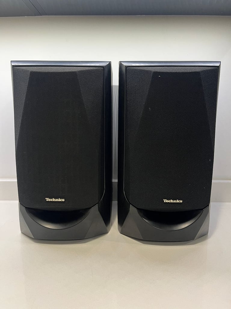 Technics SB CH 570 speakers 100w
