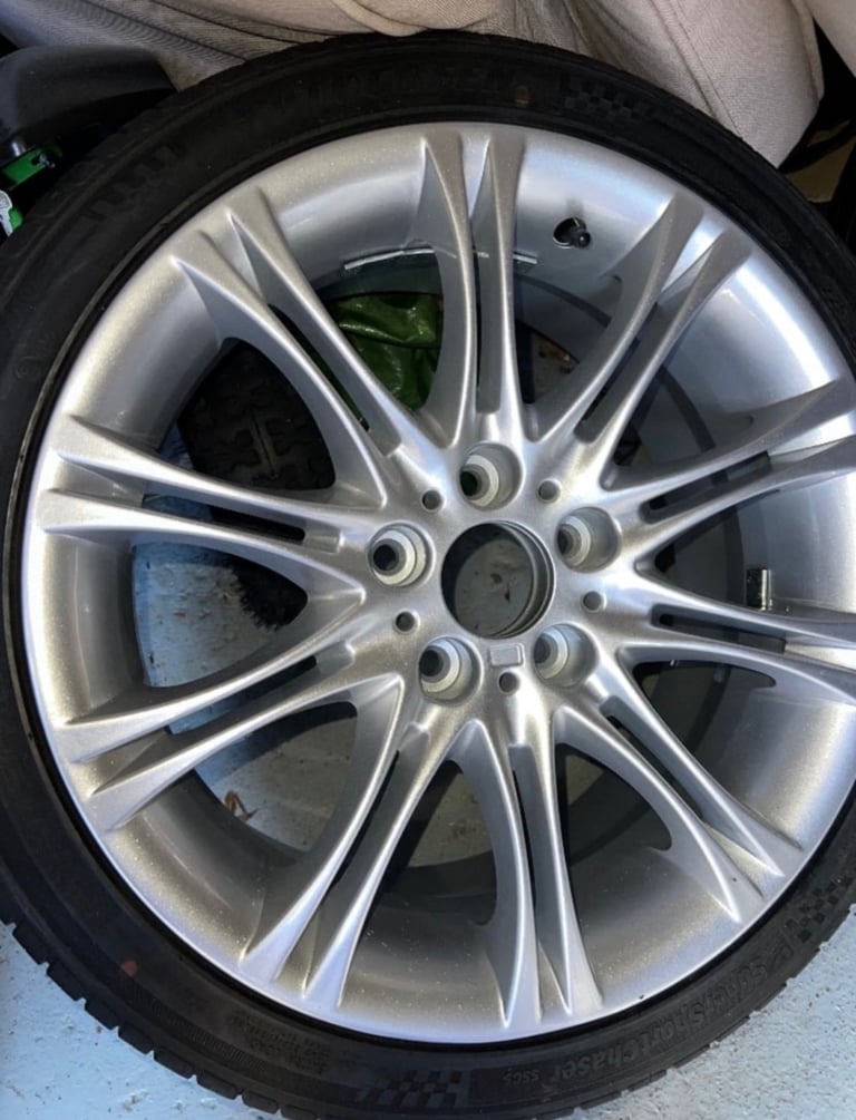 4 BMW alloy tyres 