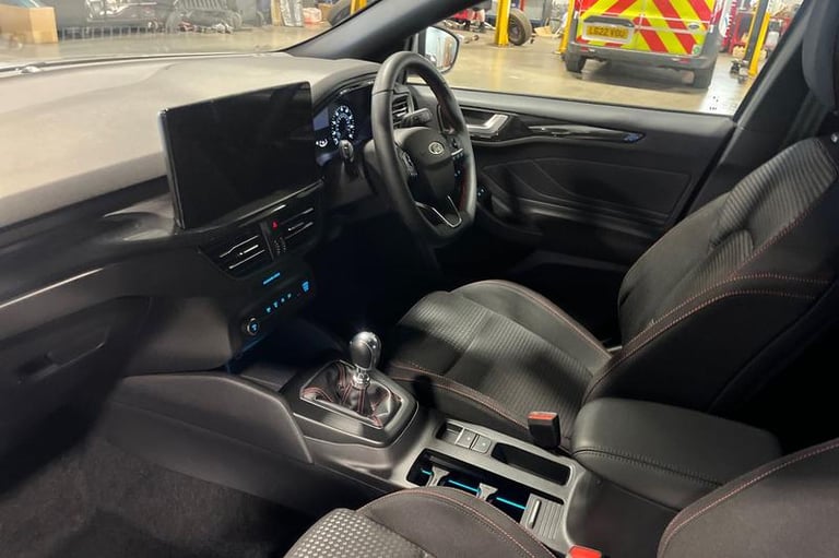 2024 Ford Focus 1.0 EcoBoost Hybrid mHEV ST-Line 5dr HATCHBACK PETROL Manual