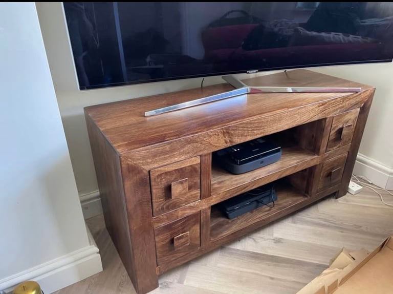 image for Solid oak TV table