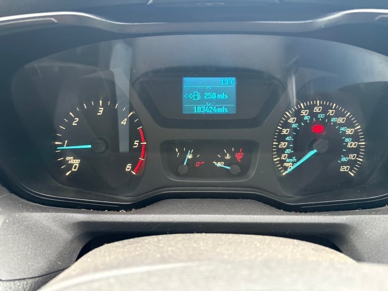 Ford, TRANSIT, Luton body & tail lift