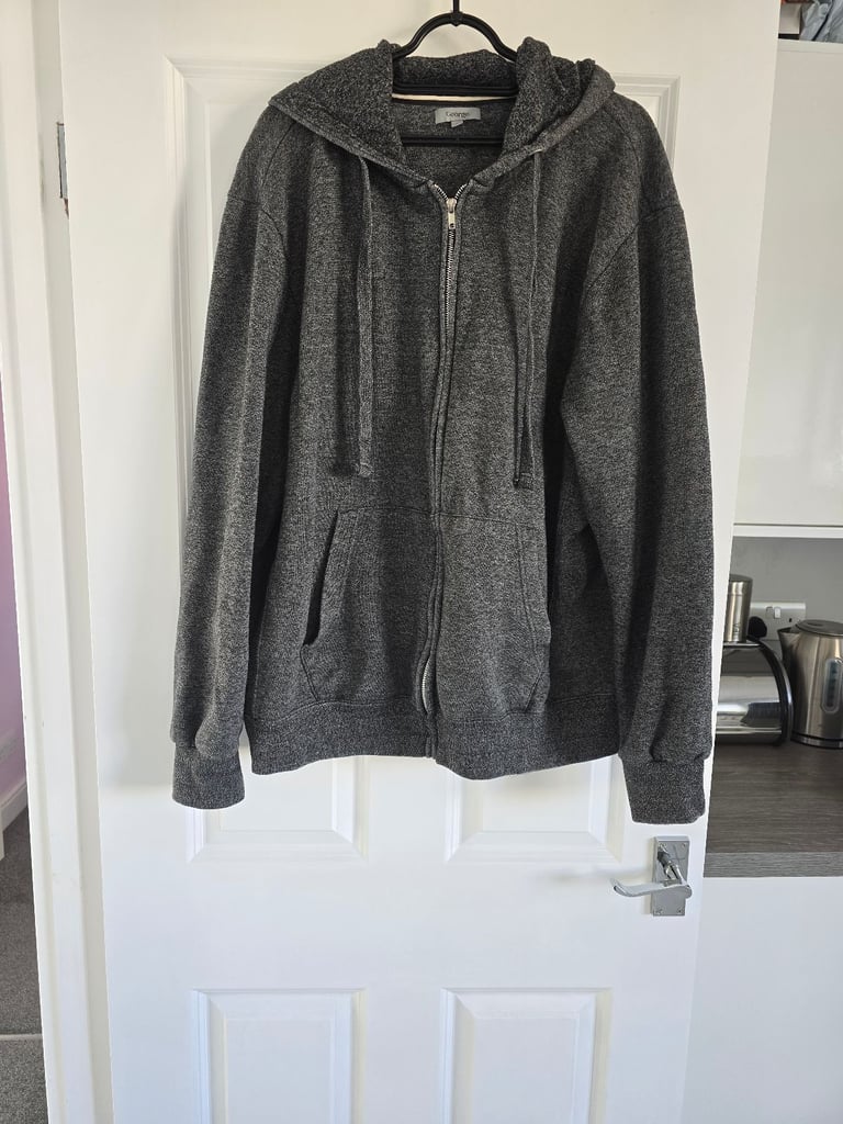 image for MENS GREY HOODIE SIZE XL GEORGE  WASHED AND READY TO WEAR  £7 NO OFFERS  WESTCLIFF ON SEA