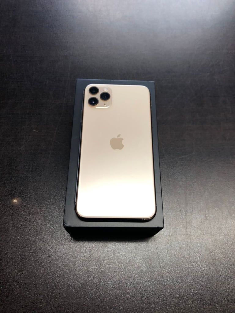 Iphone 11 pro 64gb £170 256gb 210 unlocked with warranty