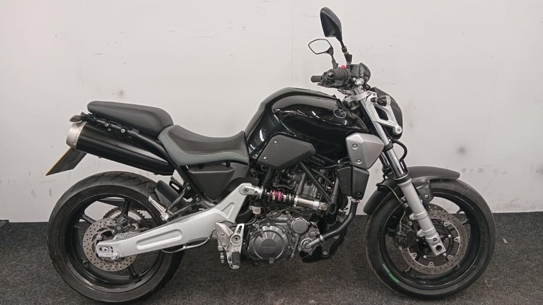 image for YAMAHA MT 03 ** MOT JULY 2026 - RENTHAL BARS - 2 KEYS ** 