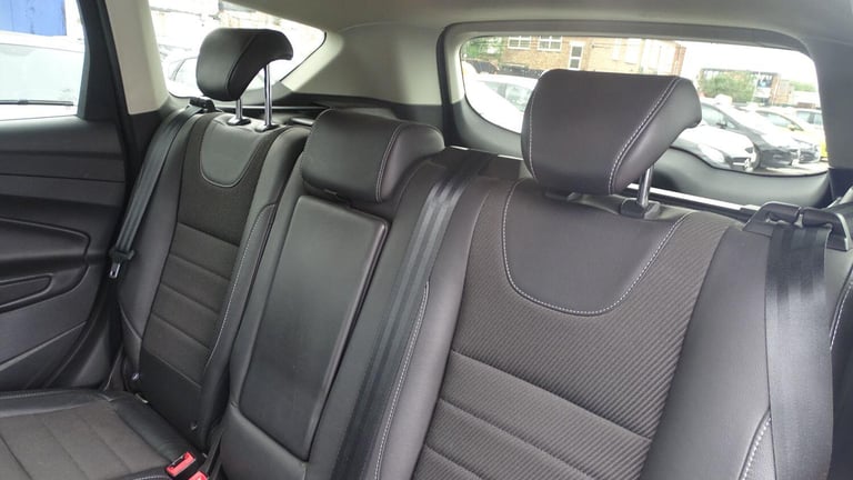 FORD KUGA 2.0 TDCi Titanium Black Manual Diesel 2015
